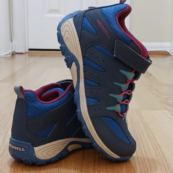 Merrell Shoes Merrel Outback Sierra Mid Hiking Boots Size 3 For